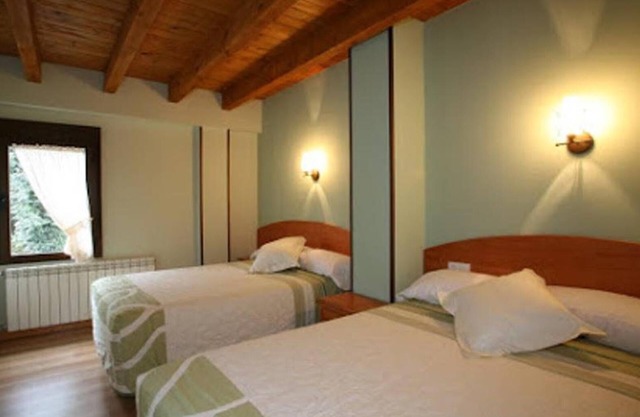 Country House 'La Reserva' with Mountain View, Private Garden and Wi-Fi