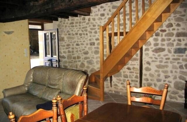 Country cottage in Auvergne (air-conditioned)