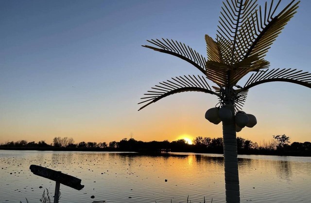 Country Charm on the Sandusky: Live Music Nearby