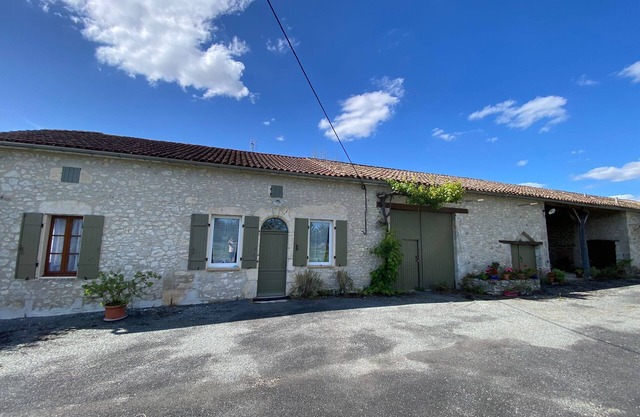 Country cottage near Monflanquin