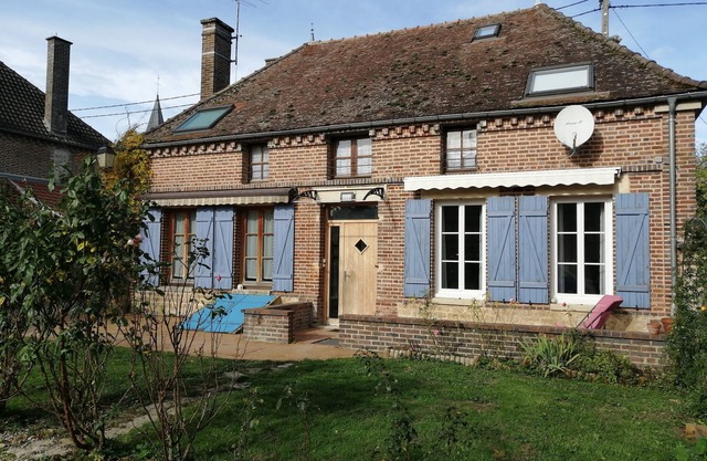Country gîte for 10 to 12 people