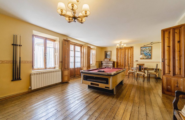 Country House 'Abánades' with Private Pool, Private Garden and Wi-Fi