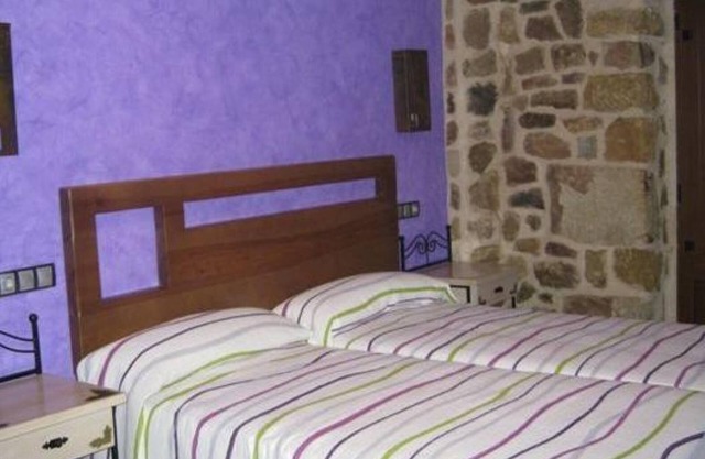Country House 'La Botería' with Private Garden, Balcony and Wi-Fi