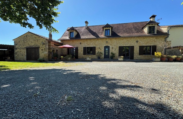 Country house 4-6 persons