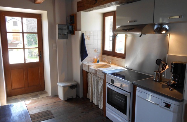 COUNTRY HOUSE IN THE HEART OF THE NATURAL PARK OF HIGH LANGUEDOC.