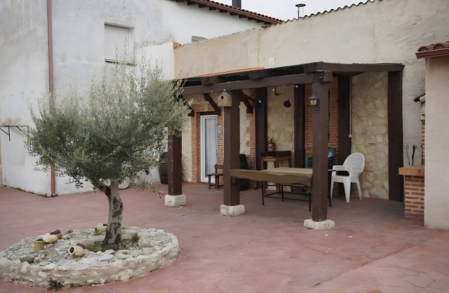 Country House 'La Abuela Marcelina' with Private Garden and Wi-Fi