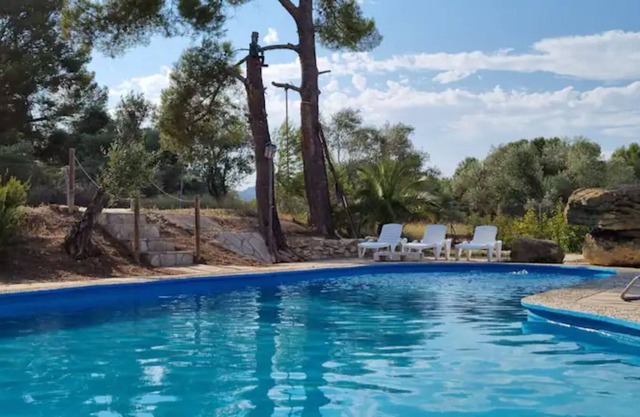Country House 'La Caseta' with Mountain View, Wi-Fi and Air Conditioning