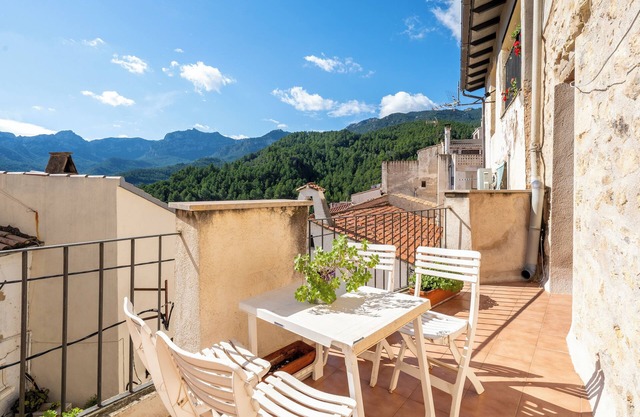 Country House 'La Germandat' with Mountain View and Private Terrace