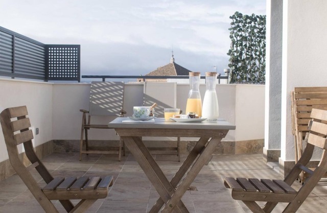 Country House 'Posada Del Herrero' with Private Pool, Wi-Fi and Air Conditioning