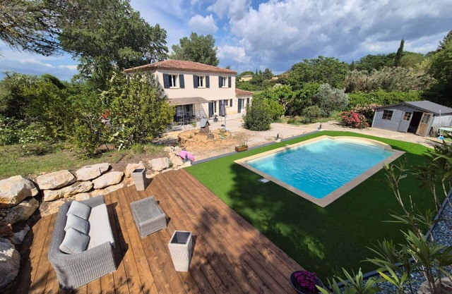 Country house with pool