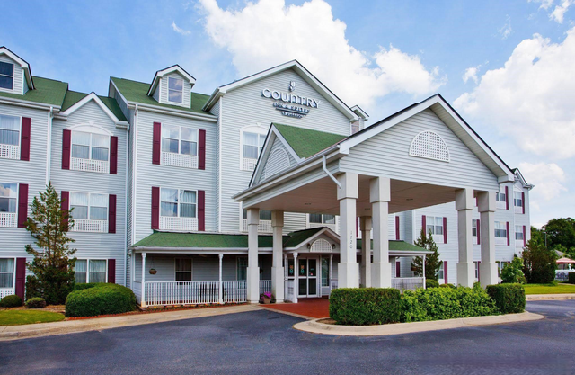 Country Inn & Suites by Radisson, Columbus, GA