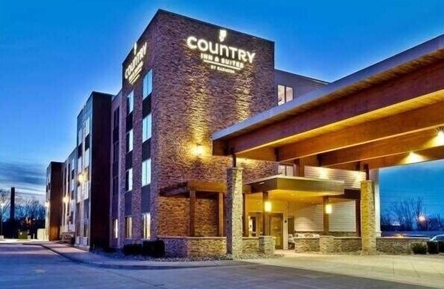 Country Inn & Suites by Radisson, Springfield Southeast