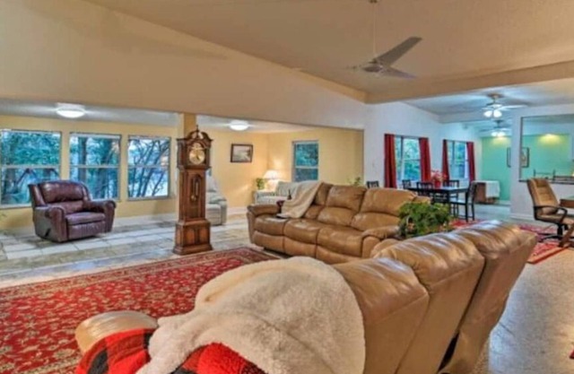 Country Like Home, Minutes from Disney Summer/Spring Discount Rate