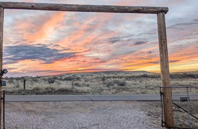 Country Living on a half acre Peace, Quite with a Great View, Great Neighborhood