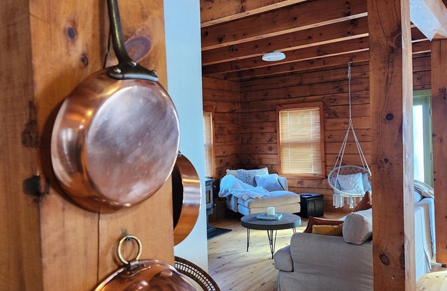 Country Log Home - a quiet get-a-way not far from the city.