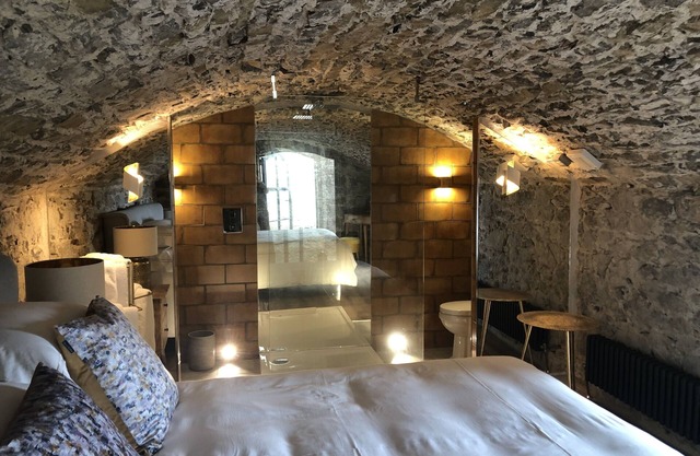 Country Retreat for 2 on the Heritage Coast