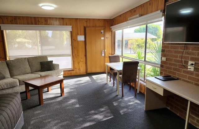 Country Roads Motor Inn Naracoorte