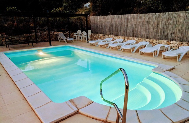 Country villa guest suite & private poolnn