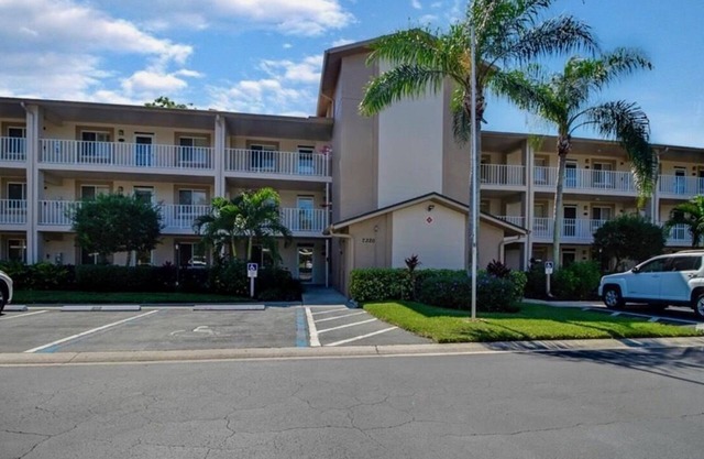 Countryside Golf & Country Club 2BR/2BA Condo