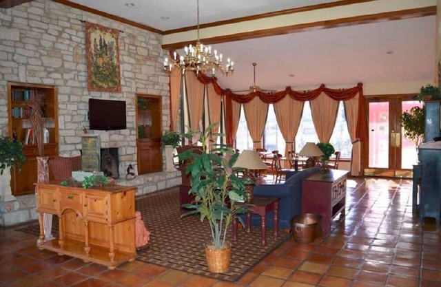 Countryside Inn