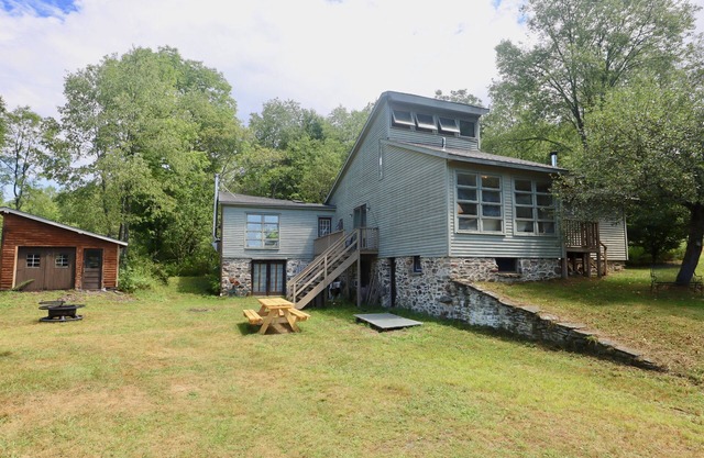 Countryside retreat with adventure all around!