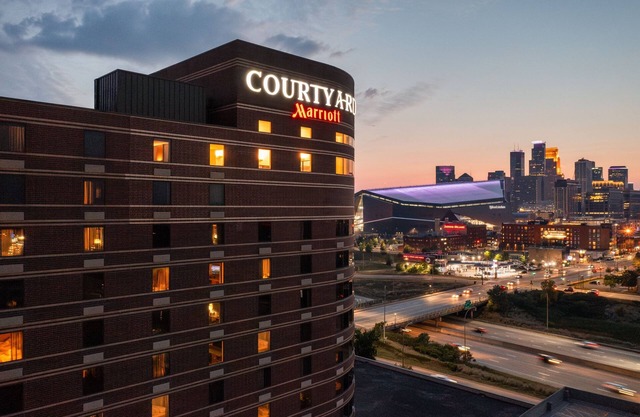 Courtyard by Marriott Minneapolis Downtown