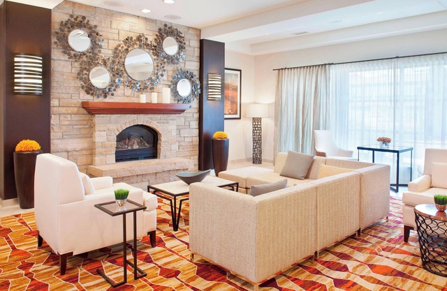 Courtyard by Marriott Pueblo Downtown
