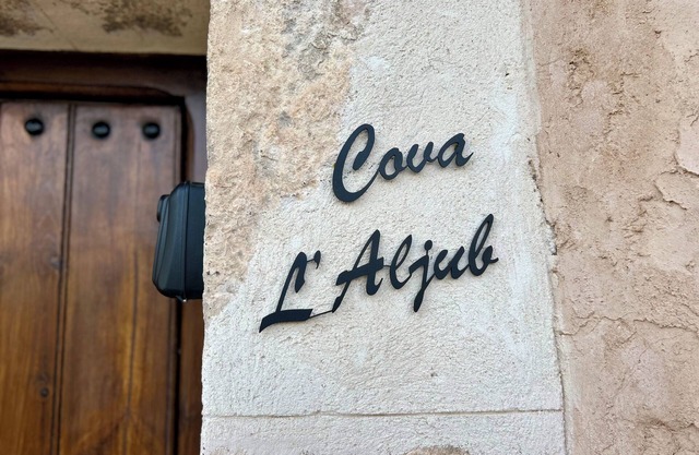 Cova L'Aljub
