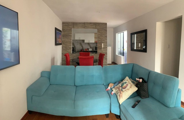 cozi ,excelent location apartment