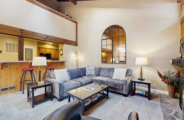 Cozie home with a stone fireplace near Ski Run Marina/new mini split a/c