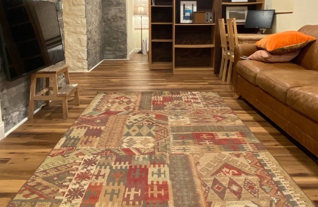 Cozy 1-bed apartment in safe and quiet neighborhood