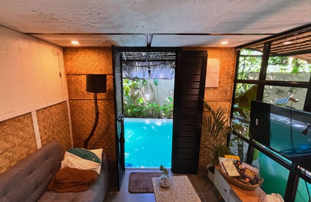 Cozy 1-bedroom resort with WiFi, AC in enjoyable City of Santa Rosa