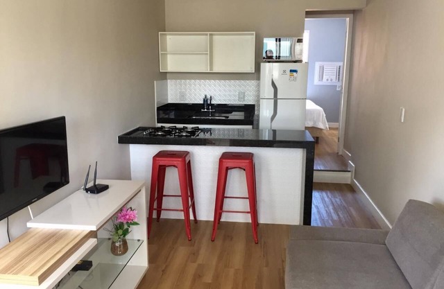 Cozy 1 bedroom apartment with air conditioning in Jardim Camburi