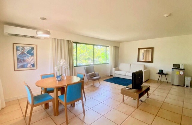 Cozy 1-bedroom apartment in Coronado Golf Residence