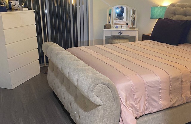 Cozy 1-bedroom apartment in beautiful West Hollywood