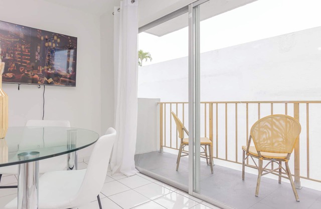Cozy 1-bedroom apartment in fantastic Miami