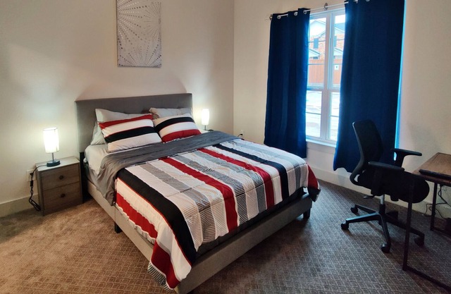 Cozy 1 Bedroom Apartment for Short or Long Stays!