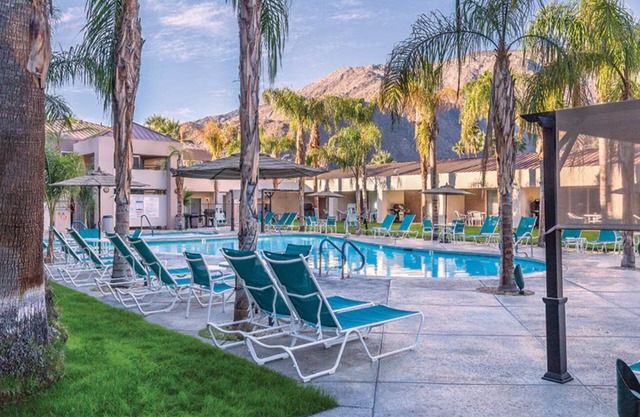 Cozy 1-bedroom condo with fitness room, WiFi in welcoming Palm Springs