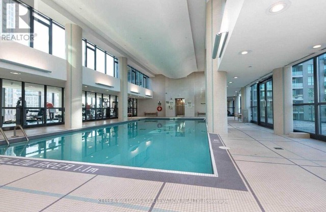 Cozy 1-bedroom condo in delightful Toronto with AC, fitness room, WiFi