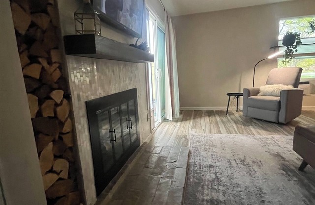 Cozy 1-bedroom condo w gated patio in charming Lakewood Denver