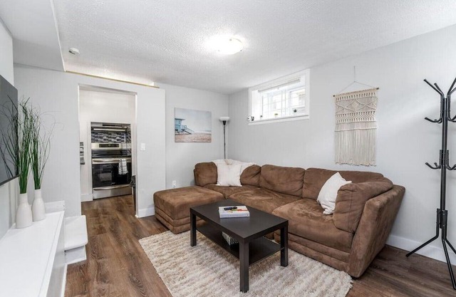 Cozy 1-bedroom in Central Ottawa