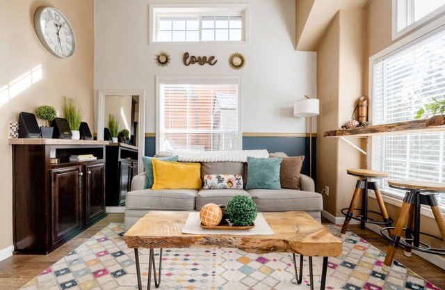Cozy 1BR Chalet | Pikes Peak, Grill & Relaxing Patio