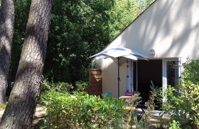 Cozy 2-Room Cottage with Terrace & Garden, Near Sea & Coastal Trails, Pet-Friendly