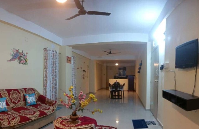 Cozy 2BHK Spacious Apartment in the Heart of the City with required amenities