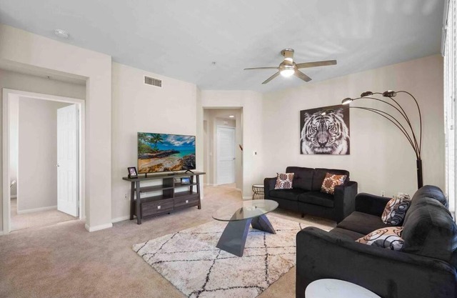 COZY 2BR/2BA ! 5MINtoDisney ! AngelStadium!HondaCenter