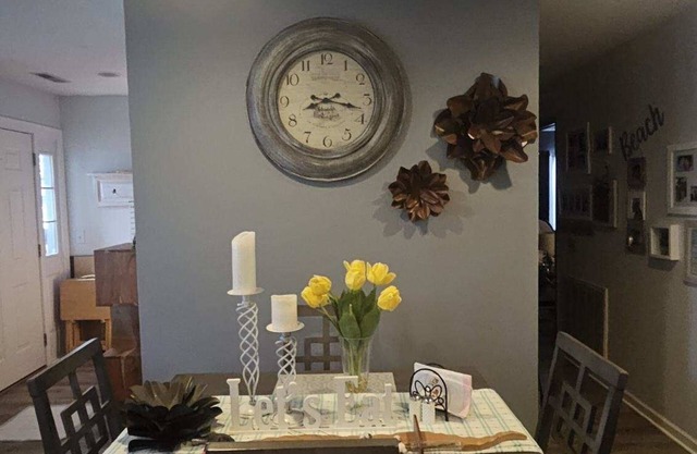 Cozy 2BR 2BA condo in welcoming Hall of Fame City, just 3.6 mi from it all!