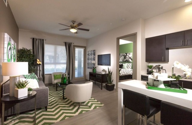 Cozy 2BR Condo at Anton 1101 – Great Amenities