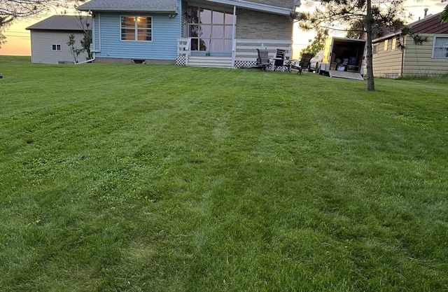 Cozy 3 bedroom, 1 bath home on Beaver Dam Lake