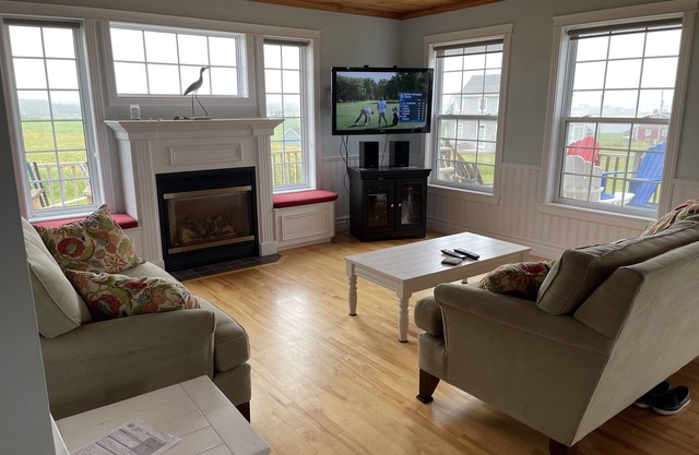 Cozy 3 Bedroom Beach House