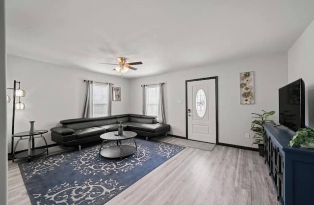 Cozy 3-Bedroom Suburban Retreat near Downtown